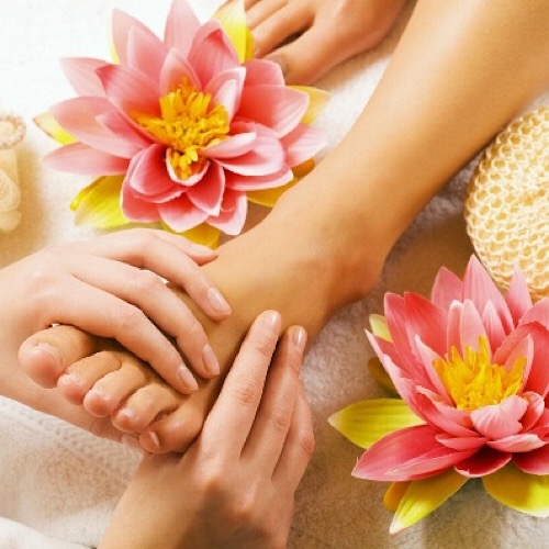 FOUR SEASONS NAIL AND SPA - pedicure